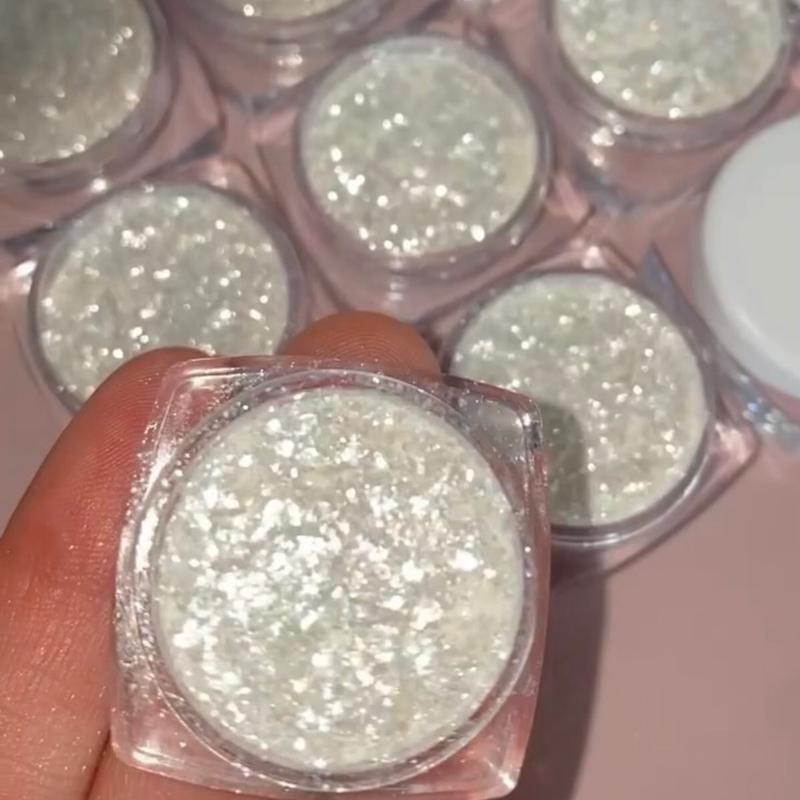 It Girl Highlighter (Loose) - Angelic & Hood Shop viral shimmer topper glitter makeup highlighter