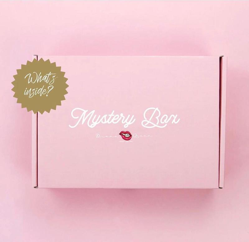 Mystery Box Drama Queen Makeup - Cosmetic Collection