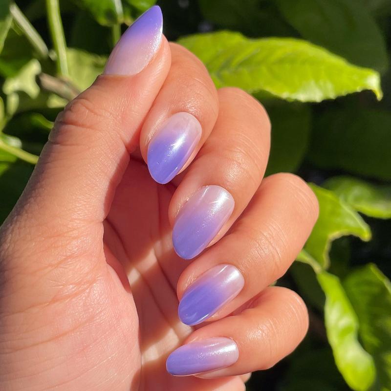 Purple Chrome Gradient - Press-On | Medium | Oval