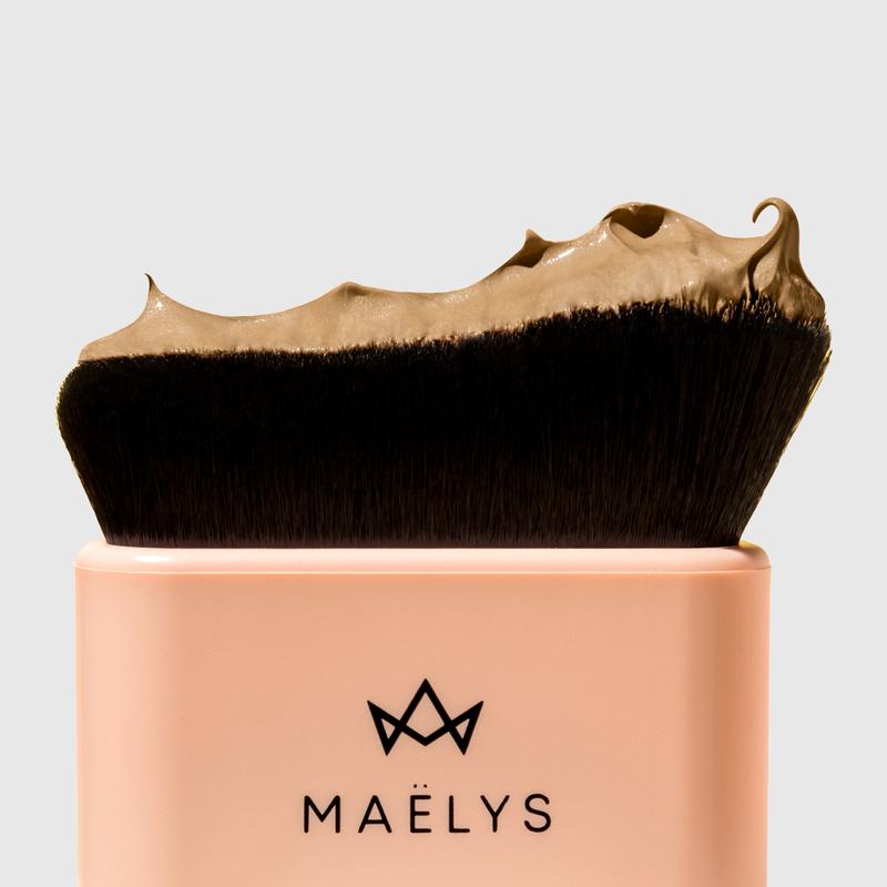 MAËLYS COVER-ME Body Blending Brush To Apply Body Camo And Body Foundation To Blur Imperfections And Cover Blemishes With Smooth And Easy Application