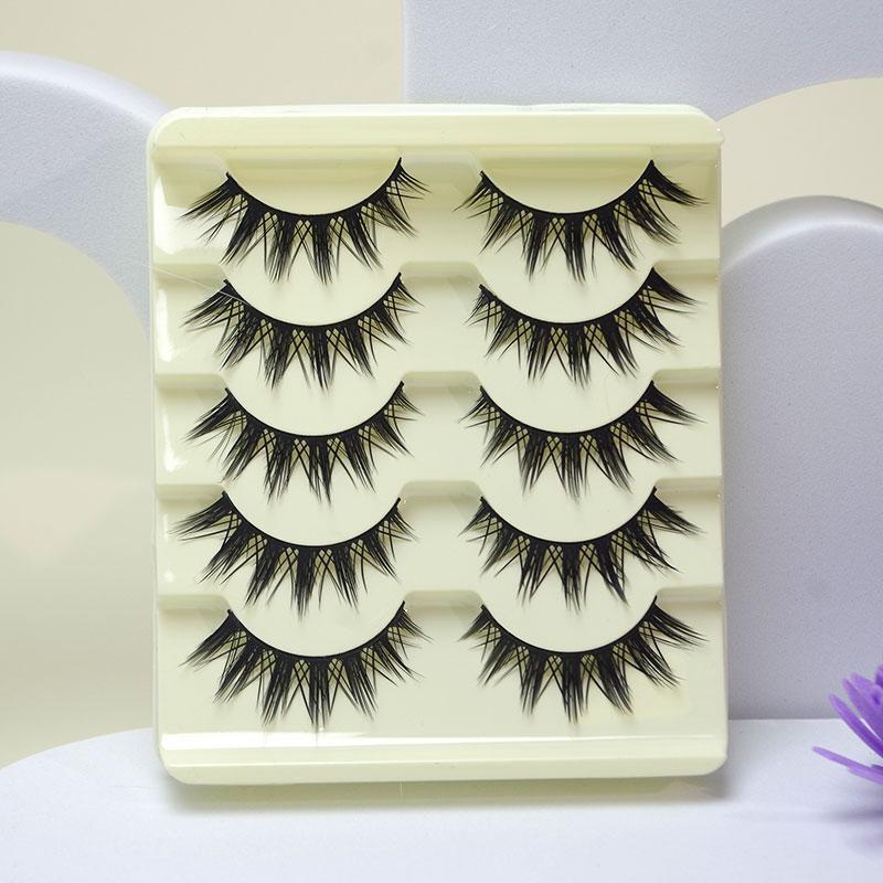 Natural False Eyelashes, 5 Pairs Wispy Cat Eye Faux Cluster Lashes, Volumized False Eyelashes for Women and Girls Eye Makeup Enhancement