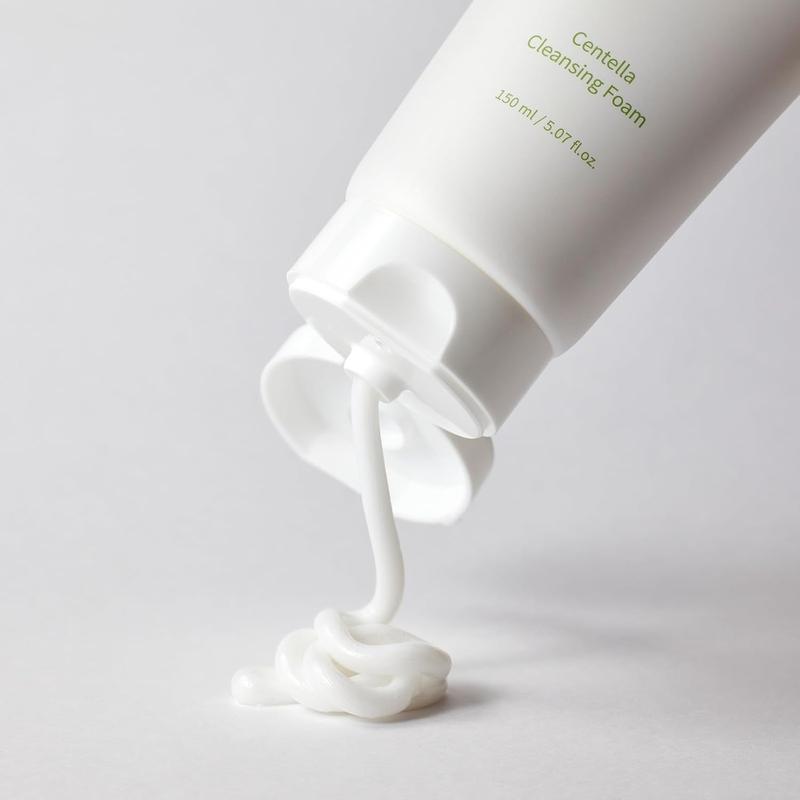 [mixsoon Official Shop] Centella Cleansing Foam (5.07 fl oz) | AHA, BHA & Low-pH, Soothing, Exfoliating & Hydrating for Sensitive & Acne-Prone Skin